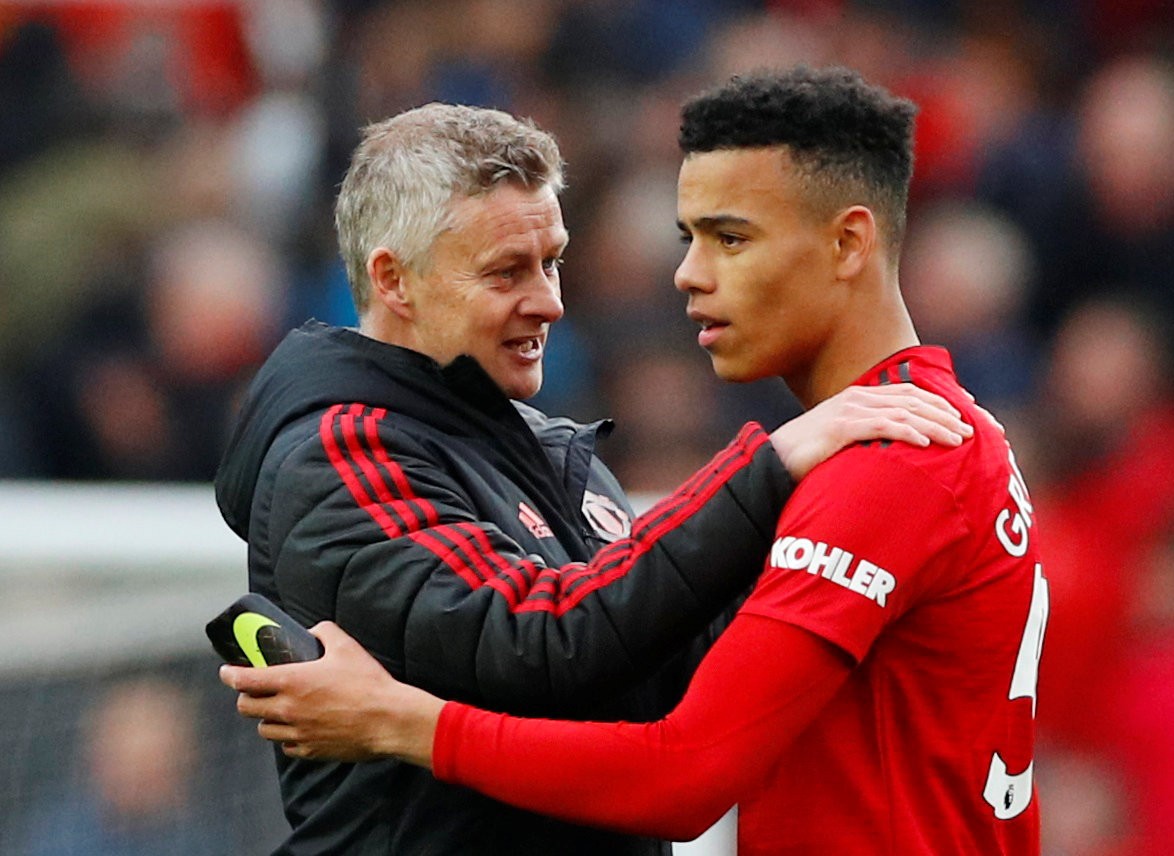 ayx game-里程碑夜尼斯官宣签约，欧联窗口期刷纪录，气氛紧张，细节决定成败-ayx game